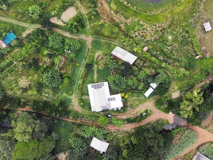 Le Chalet, La Petite Ferme Vieux Grand Port المظهر الخارجي الصورة